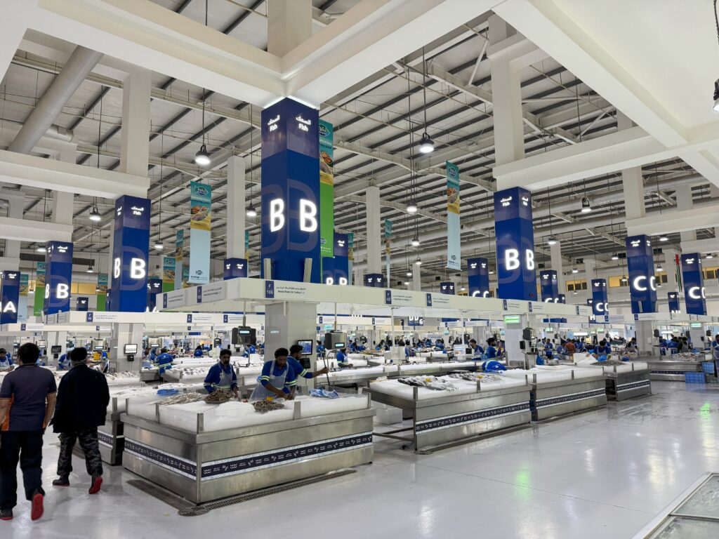 Waterfront Market ウォーターフロント・マーケット
